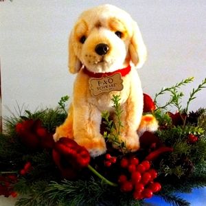 NWT FAO Schwartz Golden Labrador  Plush Puppy Toy - A Great Gift